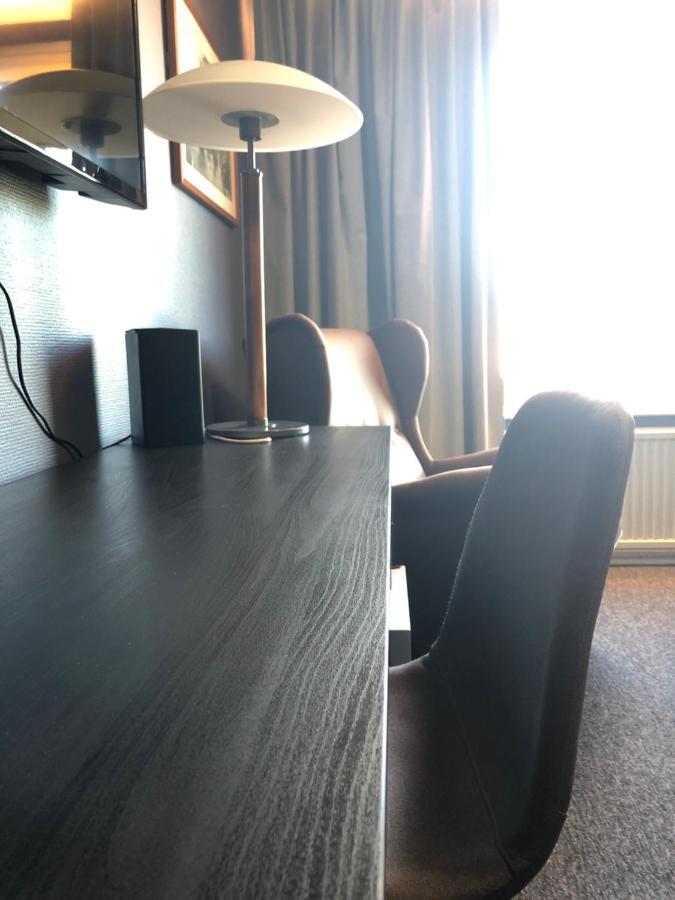 טורקו West Side Hotel מראה חיצוני תמונה