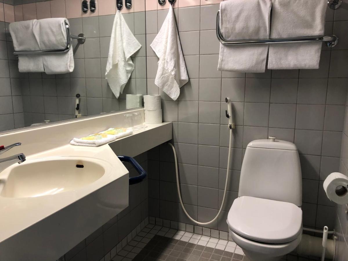 טורקו West Side Hotel מראה חיצוני תמונה