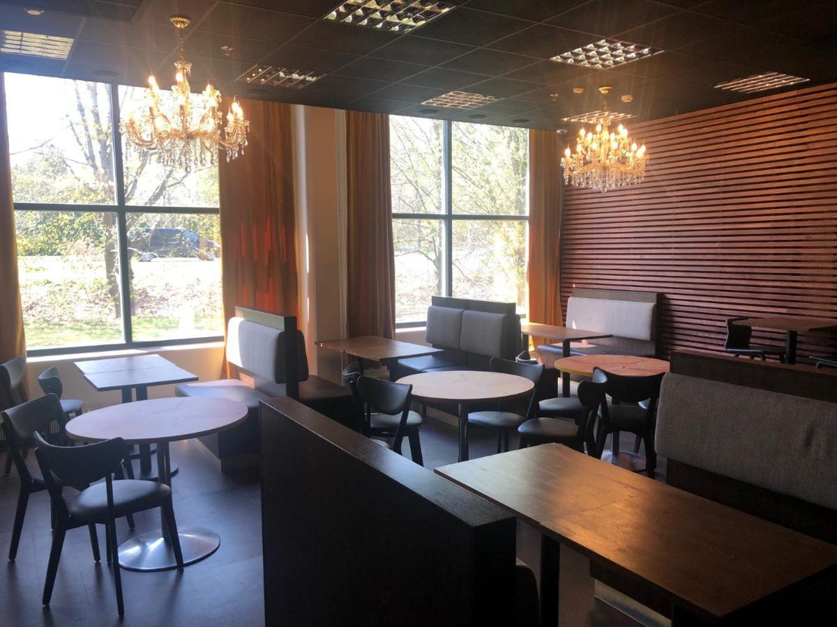 טורקו West Side Hotel מראה חיצוני תמונה