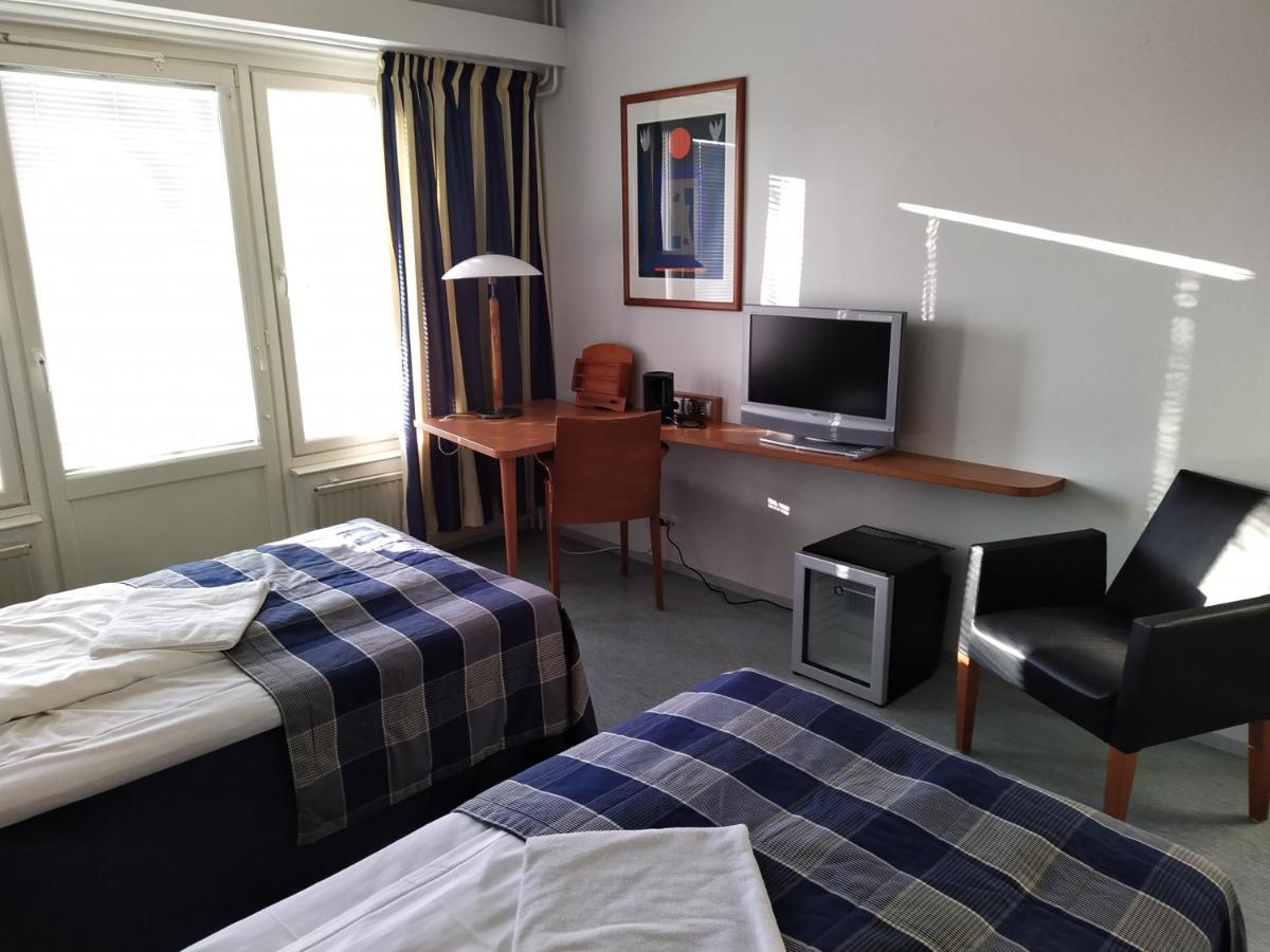 טורקו West Side Hotel מראה חיצוני תמונה