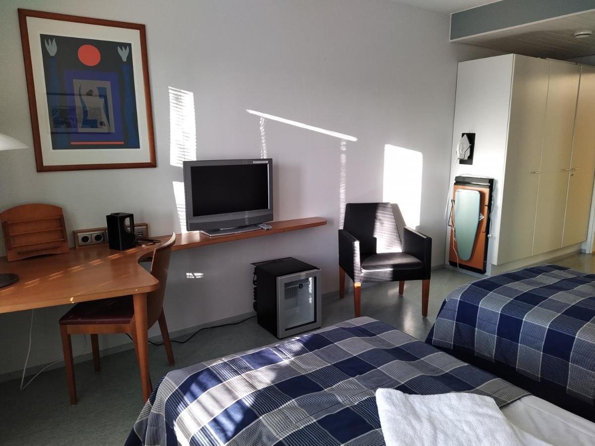 טורקו West Side Hotel מראה חיצוני תמונה